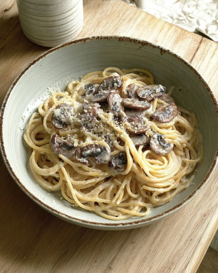 Recette-de-Spaghettis-aux-champignons-facon-carbonara-vegetale